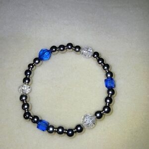 NWT Handcrafted Silver, Crackel Glass and Royal Blue Beaded Bracelet.